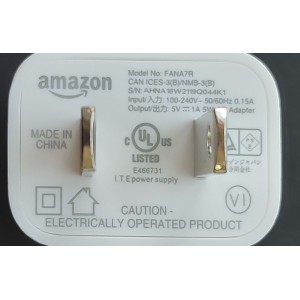 ADAPTADOR AC AMAZON / NUMRERO DE PARTE FANA7R / ENTRADA: 100-240V / SALIDA: 5V DC- 1A